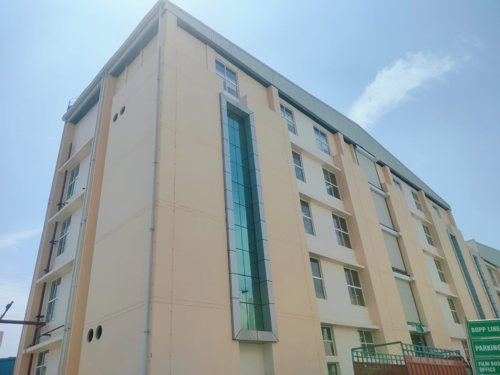 Industrial facility construction Noida Uttar Pradesh by RSMD Infratech civil engineering